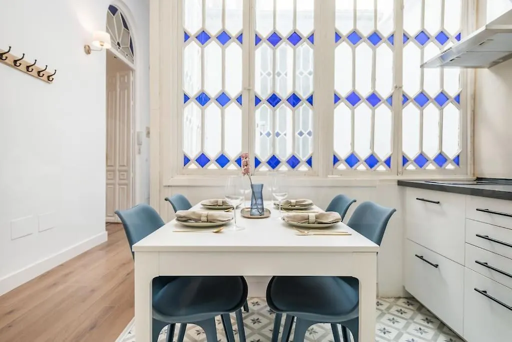 Historic Charm With Contemporary Flair By Rems Apartment Malaga